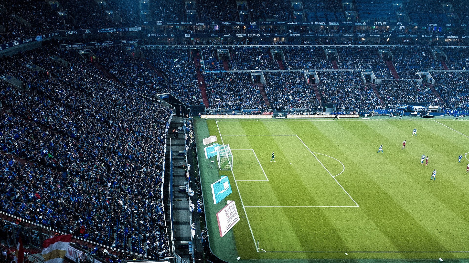 雷丁客场突围成功，实现奇迹般的逆袭，雷丁评测